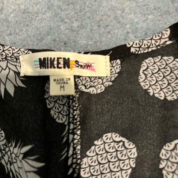 Coverup - Picture 2 of 4